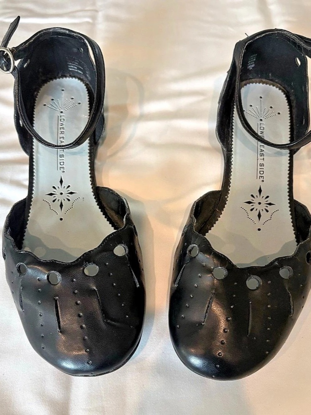 Lower East Side Black Leather Mary Jane Flats Size 8 Ankle Strap